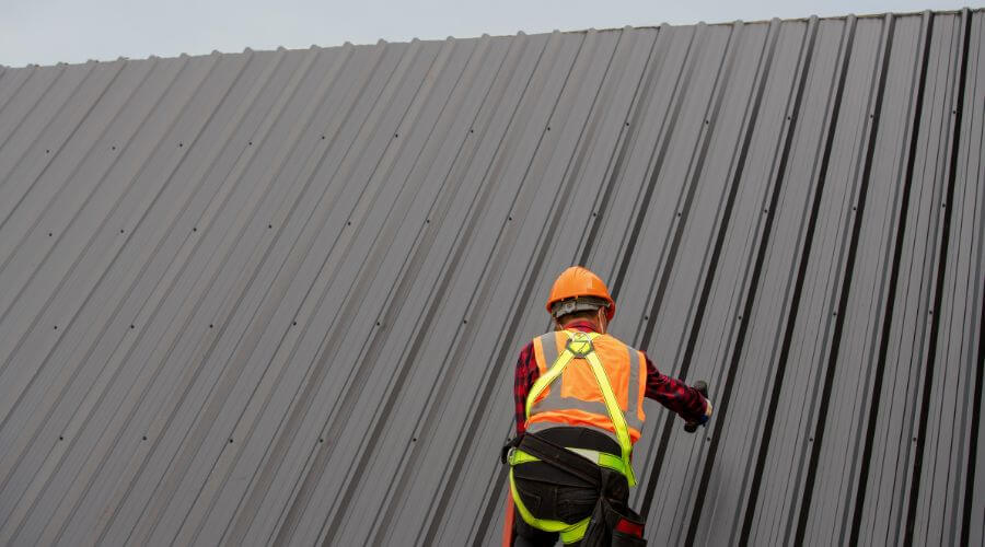Professional gutter cleaning in Murrayville, GA